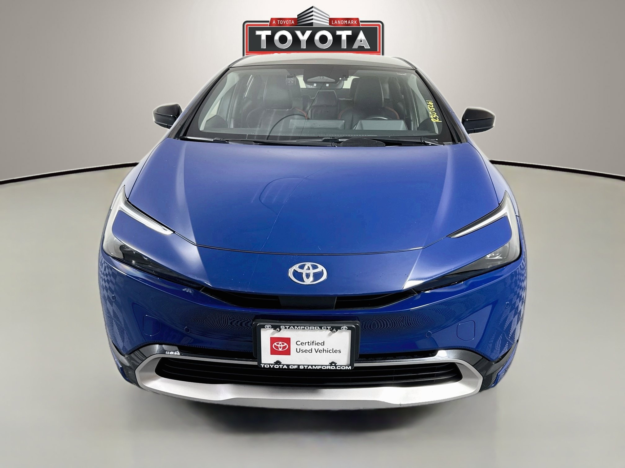 Certified 2024 Toyota Prius Prime FWD image 2