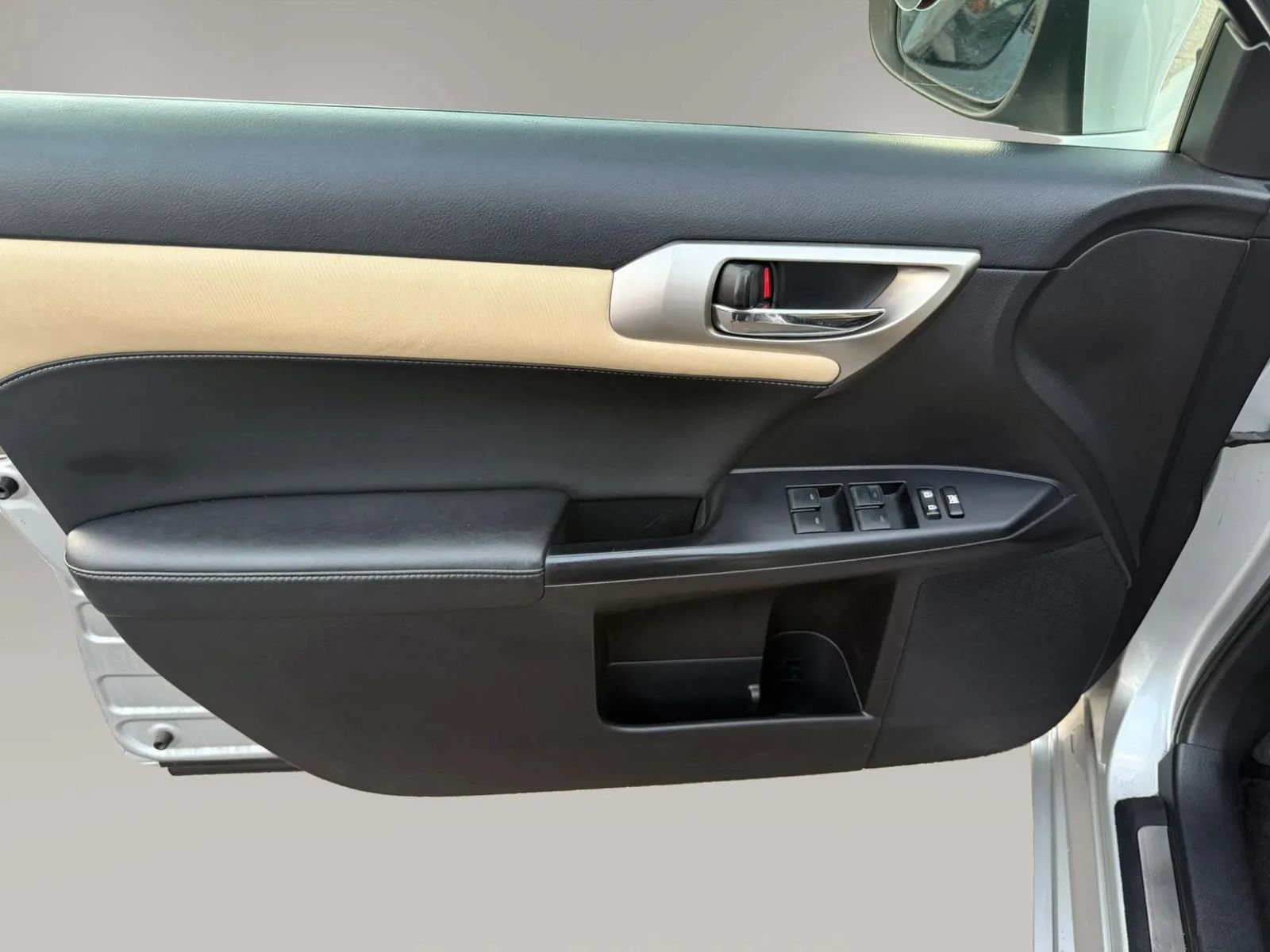 Used 2014 Lexus CT 200h FWD image 13