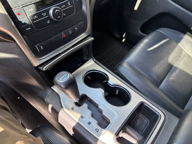 Used 2013 Jeep Grand Cherokee Laredo image 28