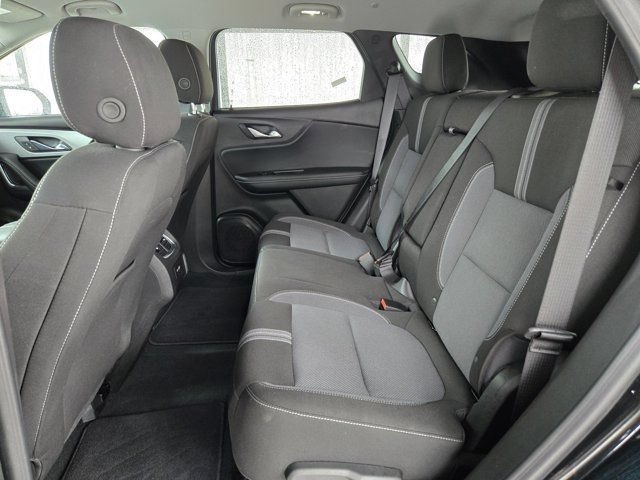 Used 2025 Chevrolet Blazer LT FWD image 25