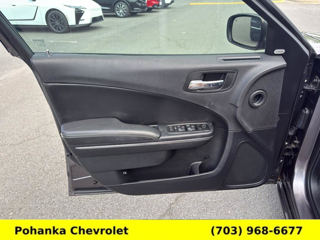Used 2014 Dodge Charger SXT Plus RWD image 18