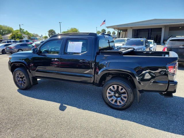 Used 2022 Toyota Tacoma Limited w/ Nightshade Package AWD/4WD image 13