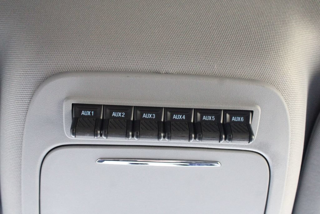 Used 2023 Ford F350 Lariat w/ Tremor Off-Road Package AWD/4WD image 35