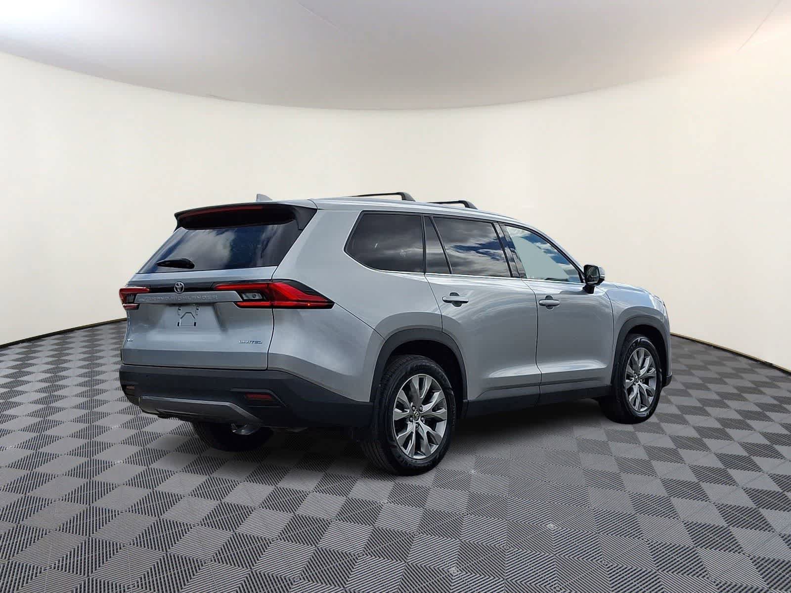 Certified 2024 Toyota Grand Highlander AWD image 6