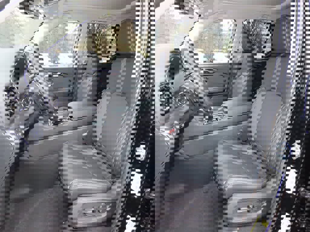 New 2025 Honda Pilot Touring image 13