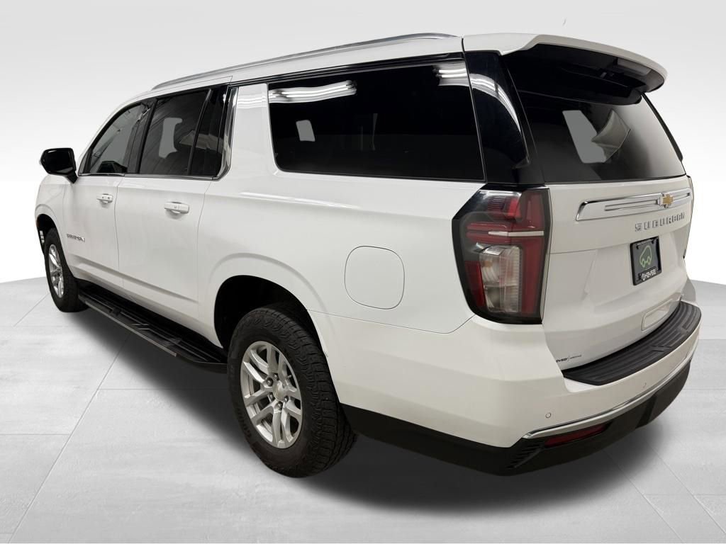 Certified 2023 Chevrolet Suburban LT AWD/4WD image 3