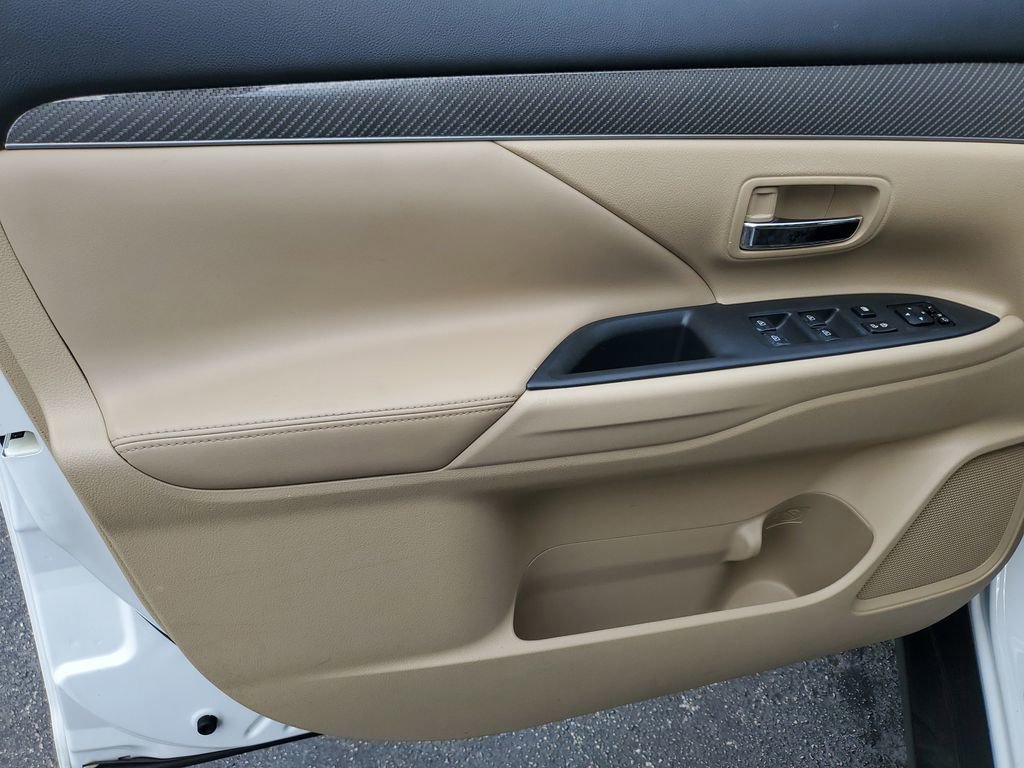 Used 2020 Mitsubishi Outlander SEL FWD image 16