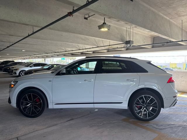 Used 2022 Audi Q8 Premium Plus w/ Premium Plus Package AWD/4WD image 6