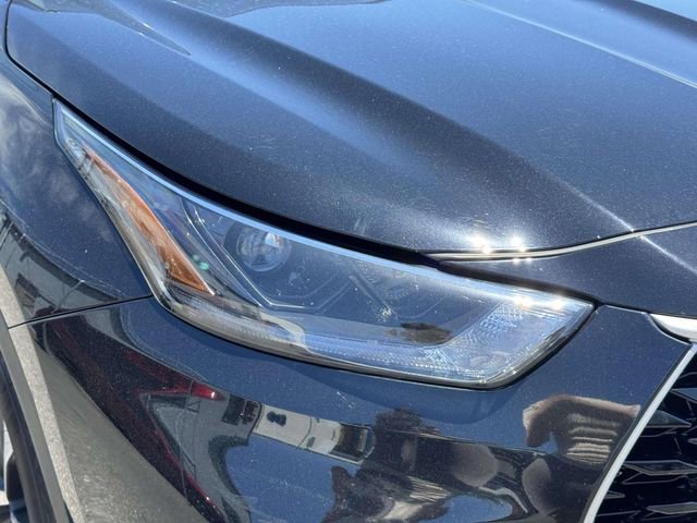 Used 2021 Toyota Highlander XLE AWD/4WD image 5