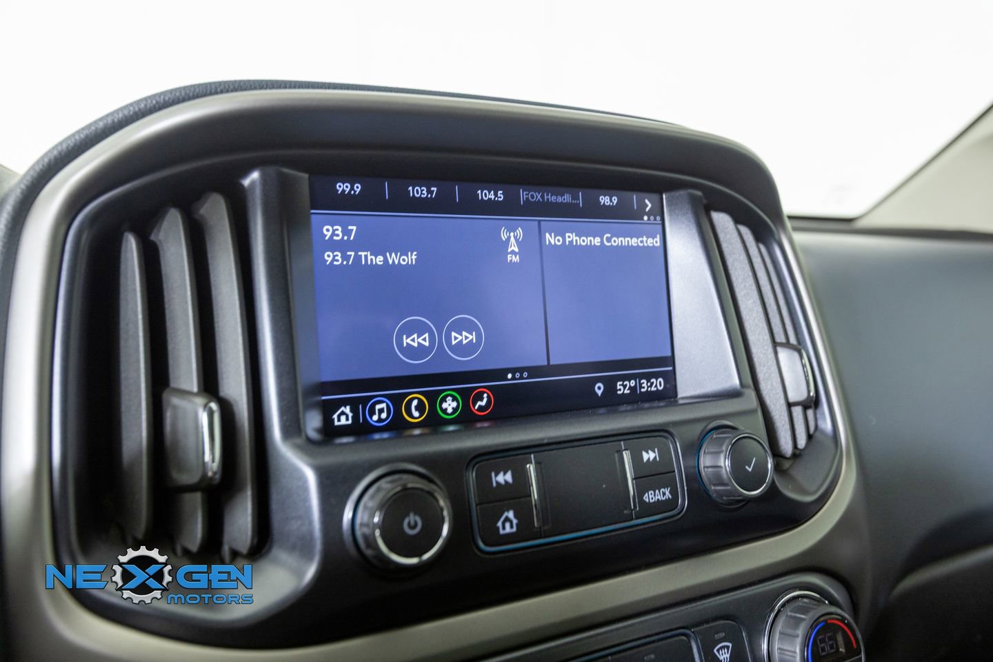 Used 2020 Chevrolet Colorado Z71 image 17