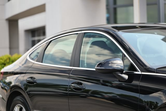 Used 2023 Hyundai Sonata SE FWD image 3