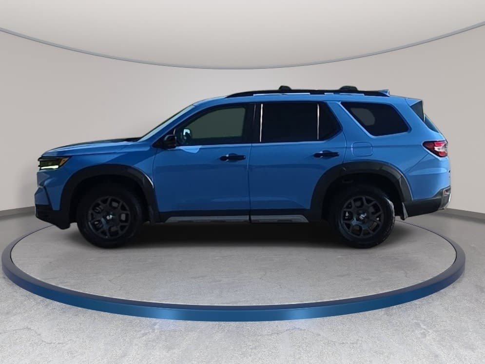 Used 2023 Honda Pilot TrailSport image 8