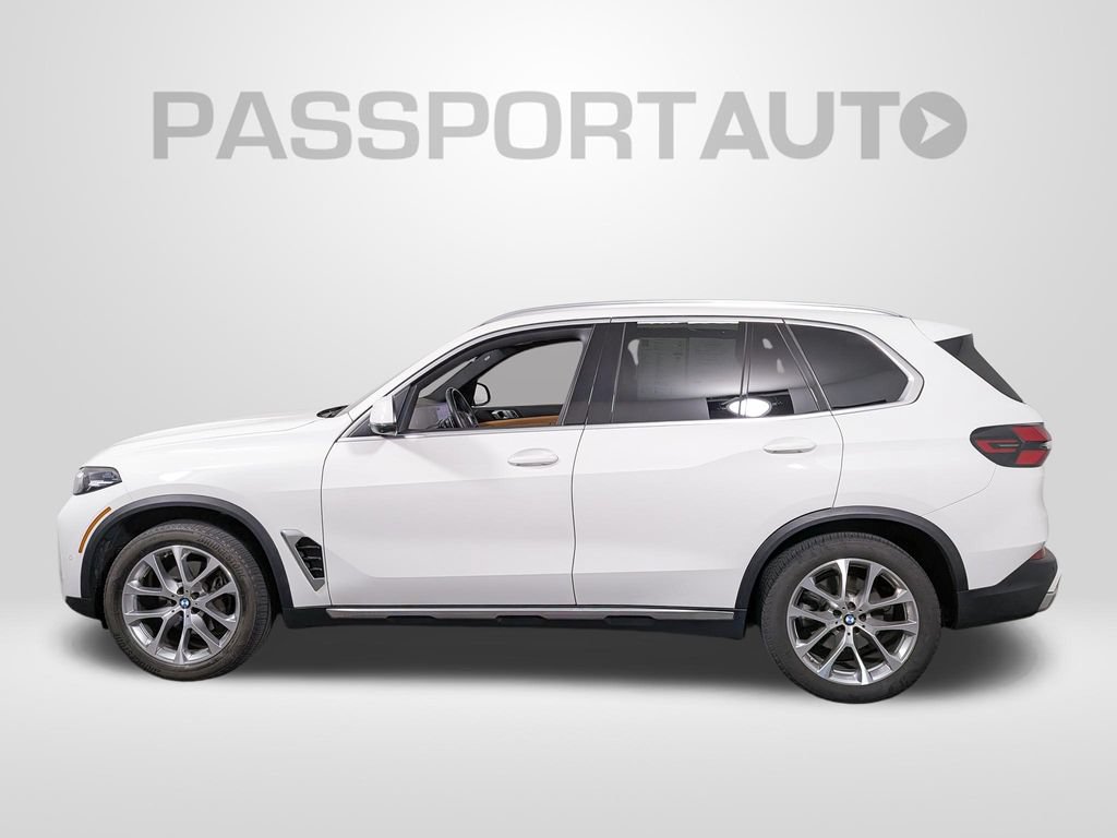 Certified 2024 BMW X5 xDrive40i w/ Parking Assistance Package AWD/4WD image 2