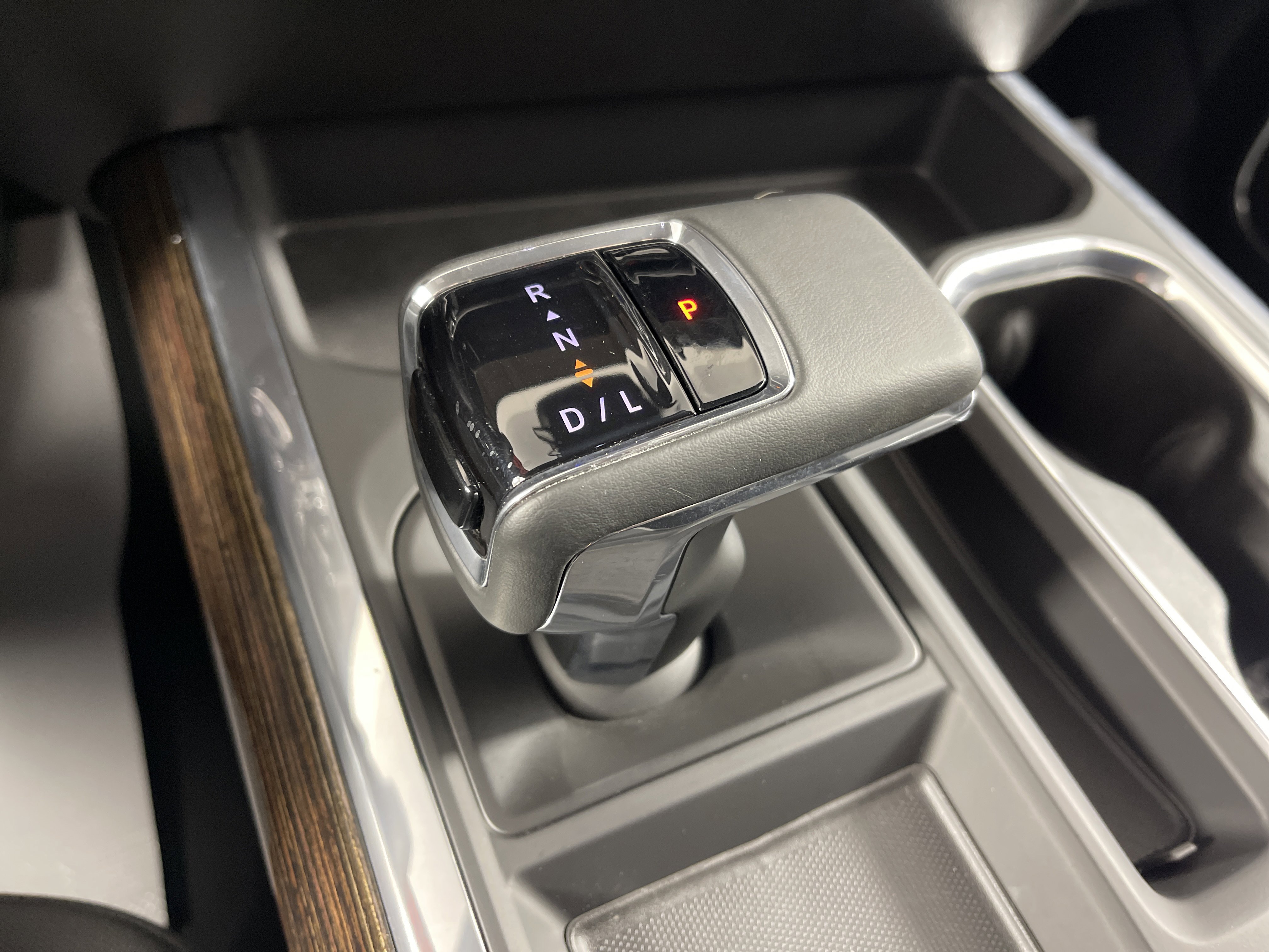 Used 2025 GMC Sierra 1500 Elevation image 25