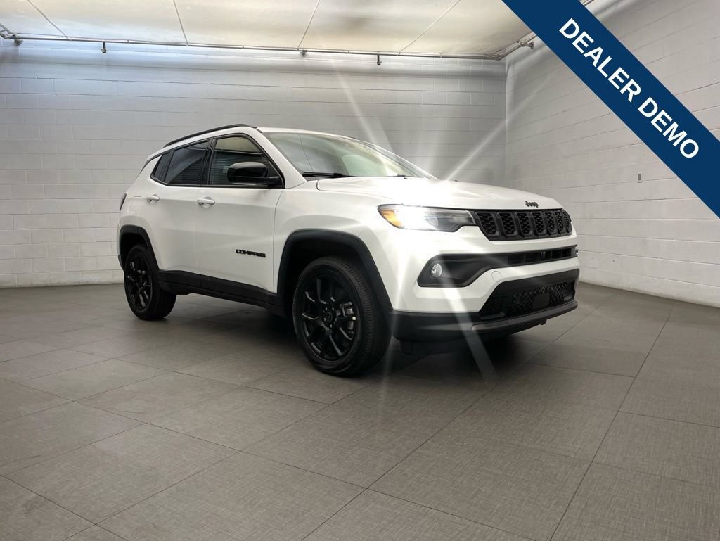 New 2026 Jeep Compass Latitude AWD/4WD image 1