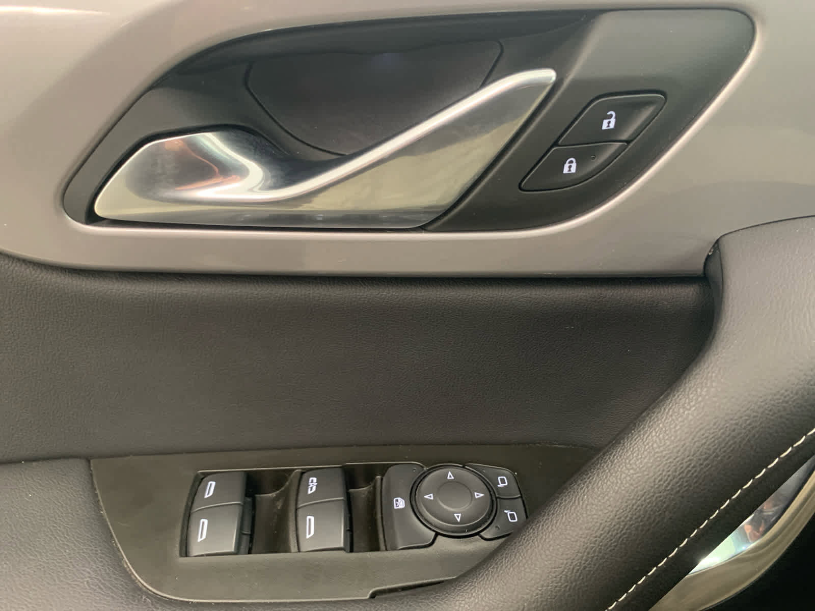 Used 2023 Chevrolet Blazer LT w/ Convenience Package image 20