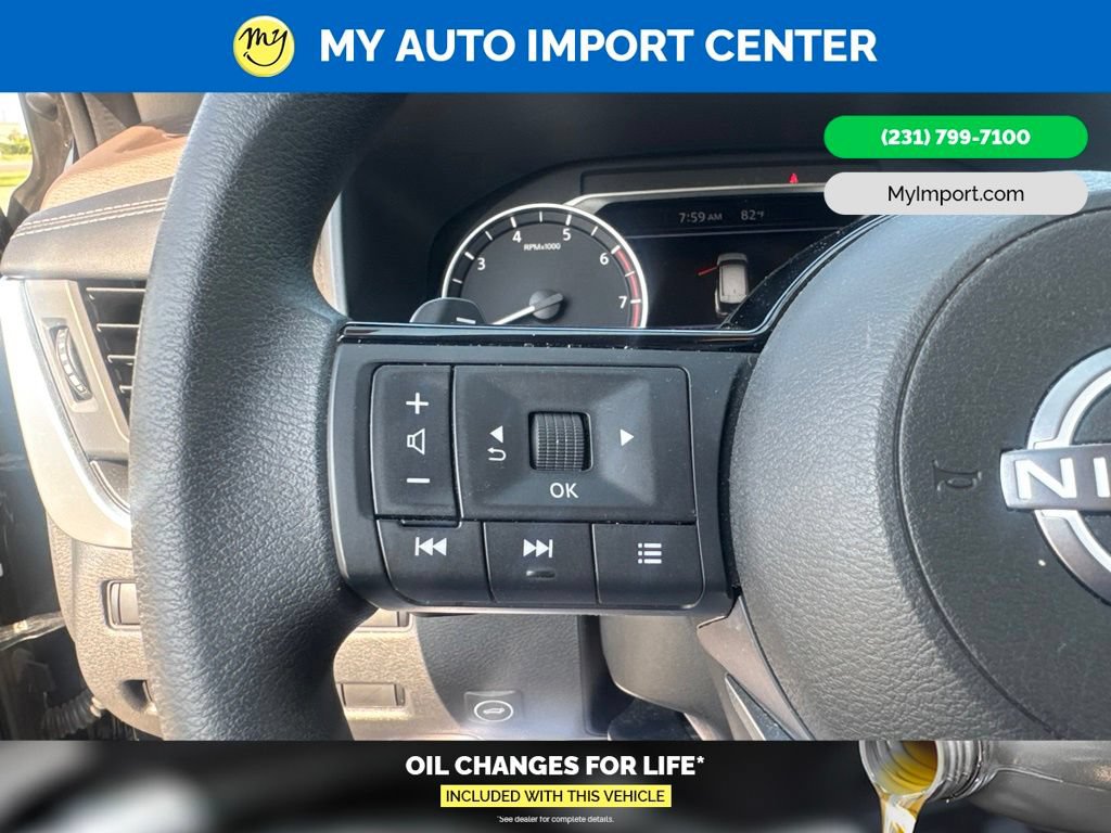 Used 2023 Nissan Rogue SV AWD/4WD image 16
