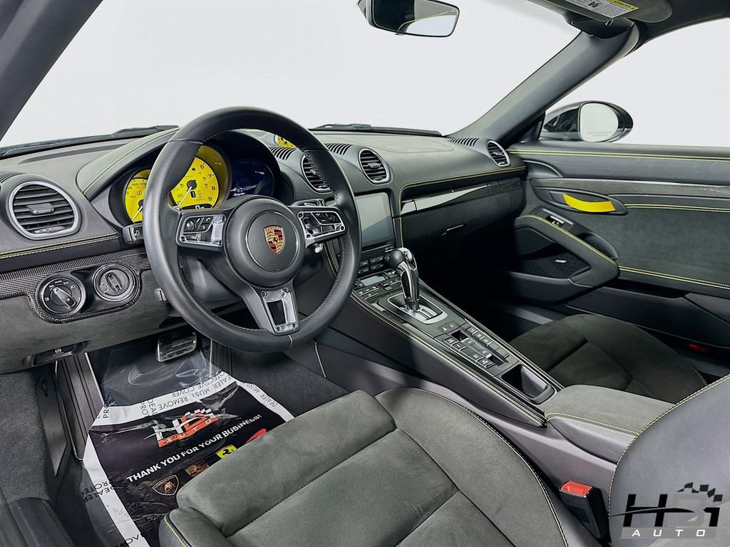 Used 2022 Porsche 718 Boxster Spyder RWD image 10