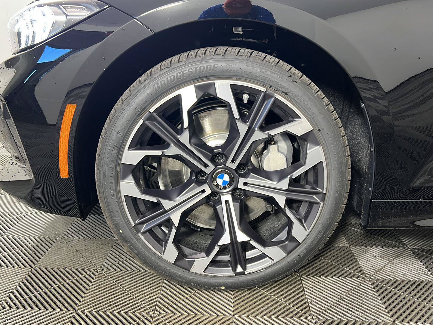 New 2026 BMW 330i xDrive Sedan w/ Convenience Package AWD/4WD image 6