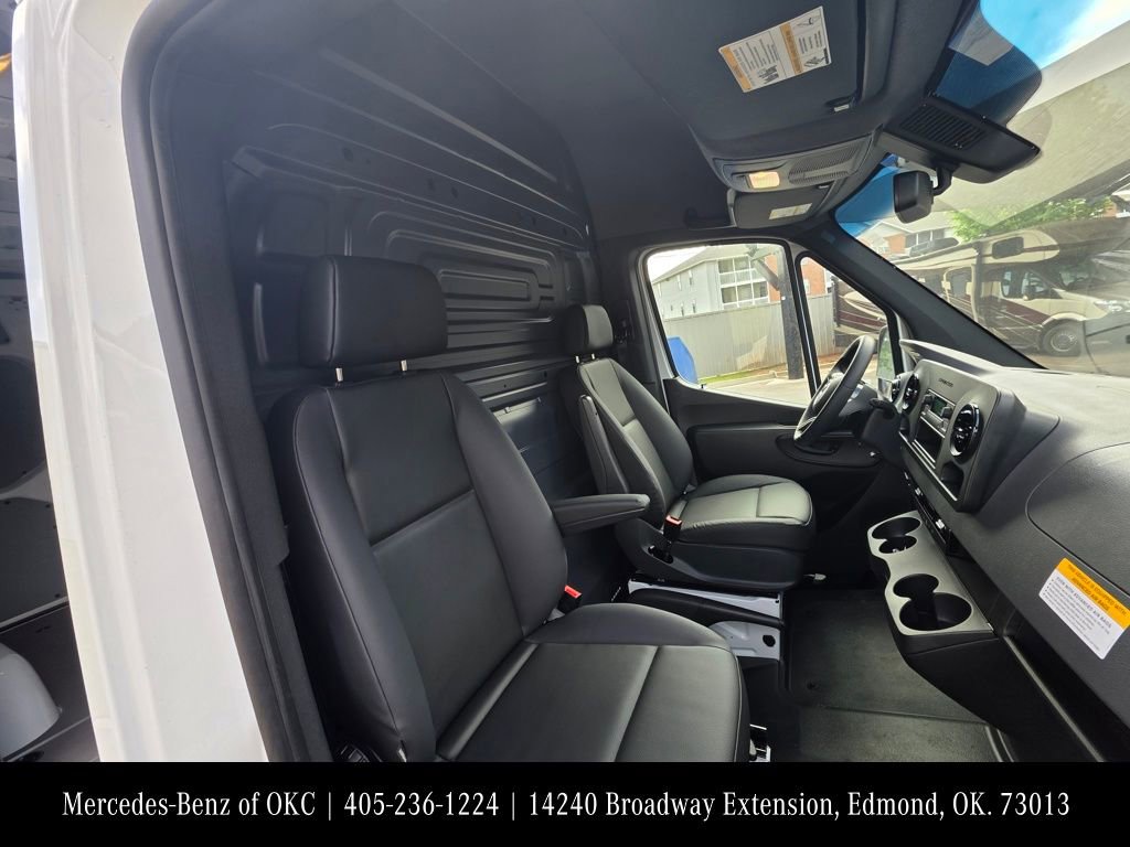 New 2026 Mercedes-Benz Sprinter 2500 image 13