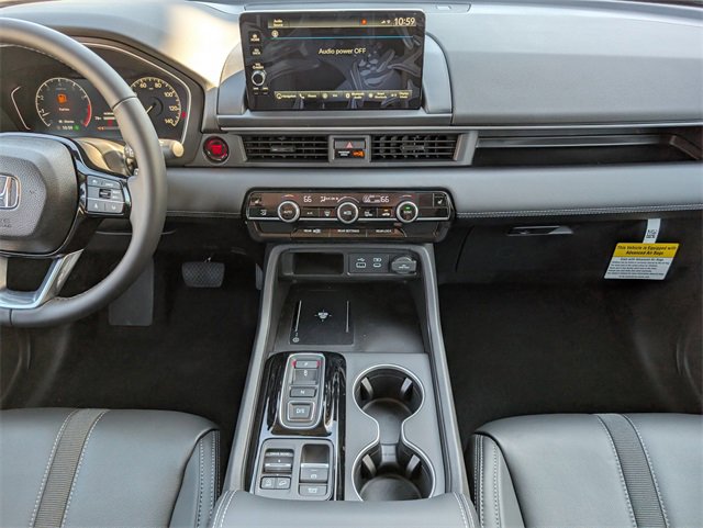 New 2025 Honda Pilot Touring image 7