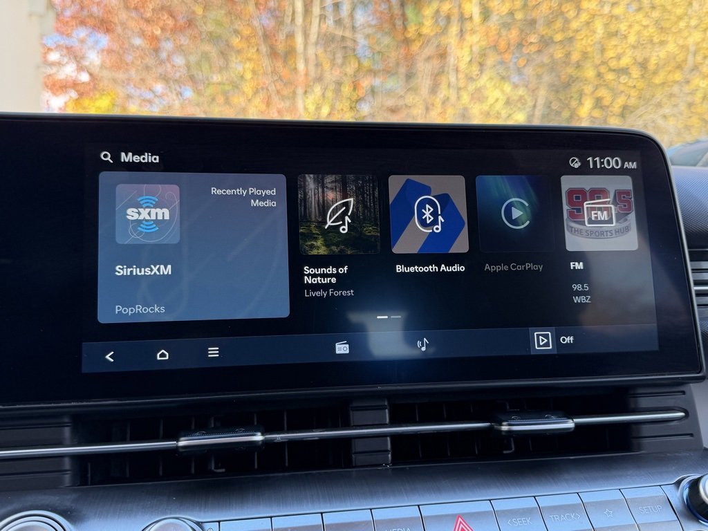 Certified 2024 Hyundai Kona SE image 8