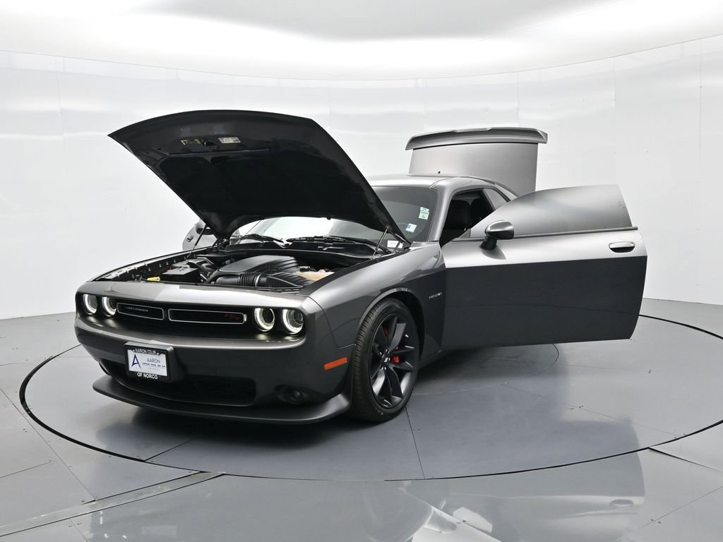 Used 2022 Dodge Challenger R/T w/ Performance Handling Group image 35