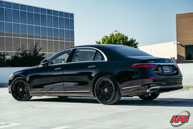 Used 2021 Mercedes-Benz S 580 4MATIC Sedan image 5