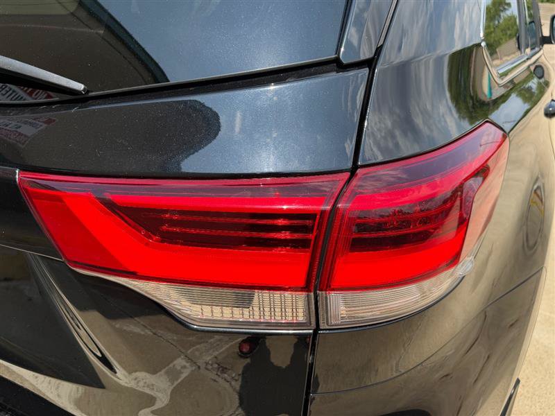 Used 2019 Toyota Highlander XLE AWD/4WD image 19