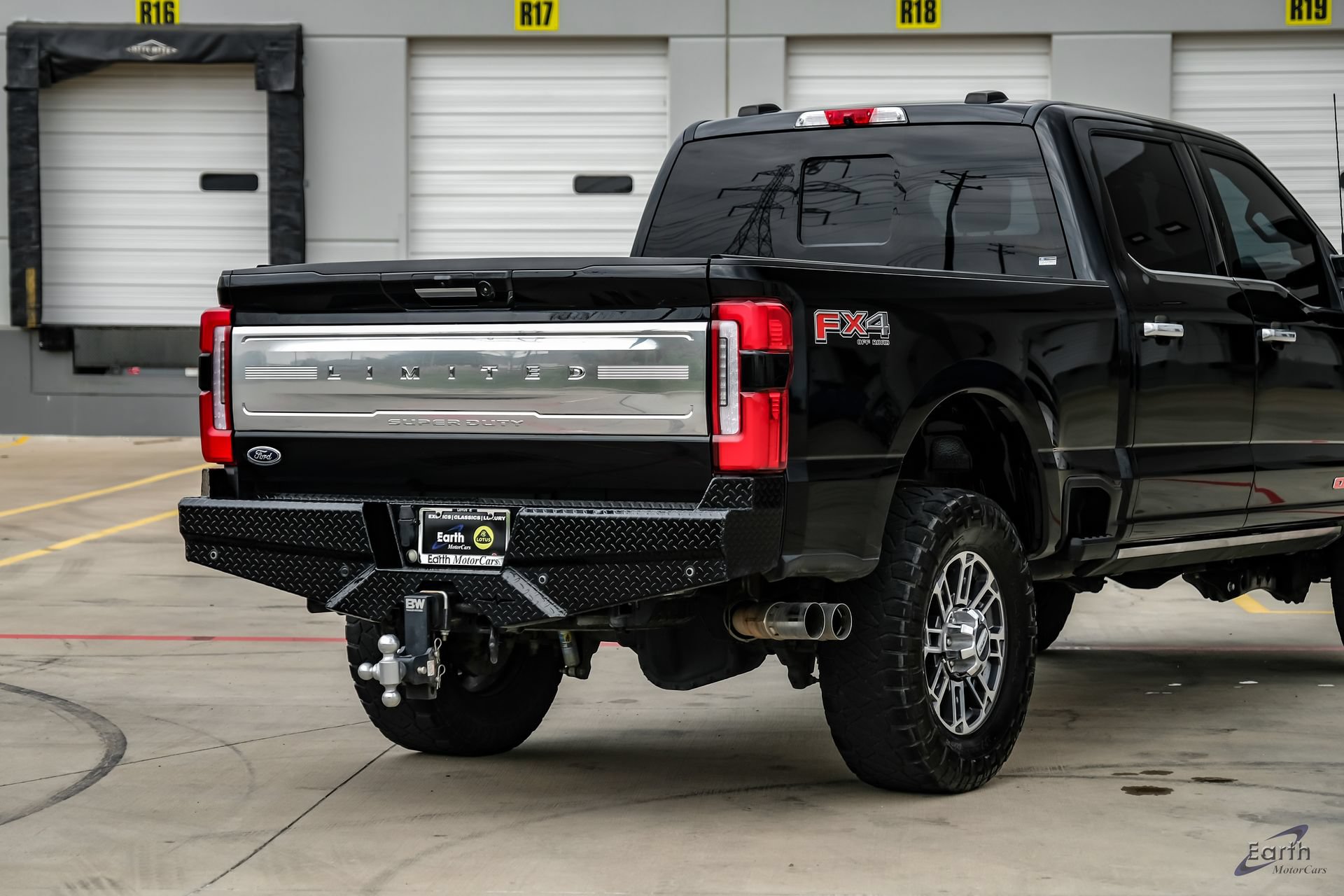 Used 2024 Ford F250 Limited w/ FX4 Off-Road Package AWD/4WD image 19