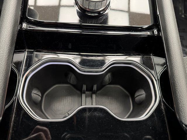 Used 2023 Jeep Grand Cherokee Altitude image 20