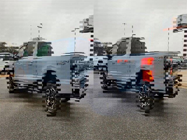 New 2026 Ford F350 4x4 Crew Cab Super Duty image 7