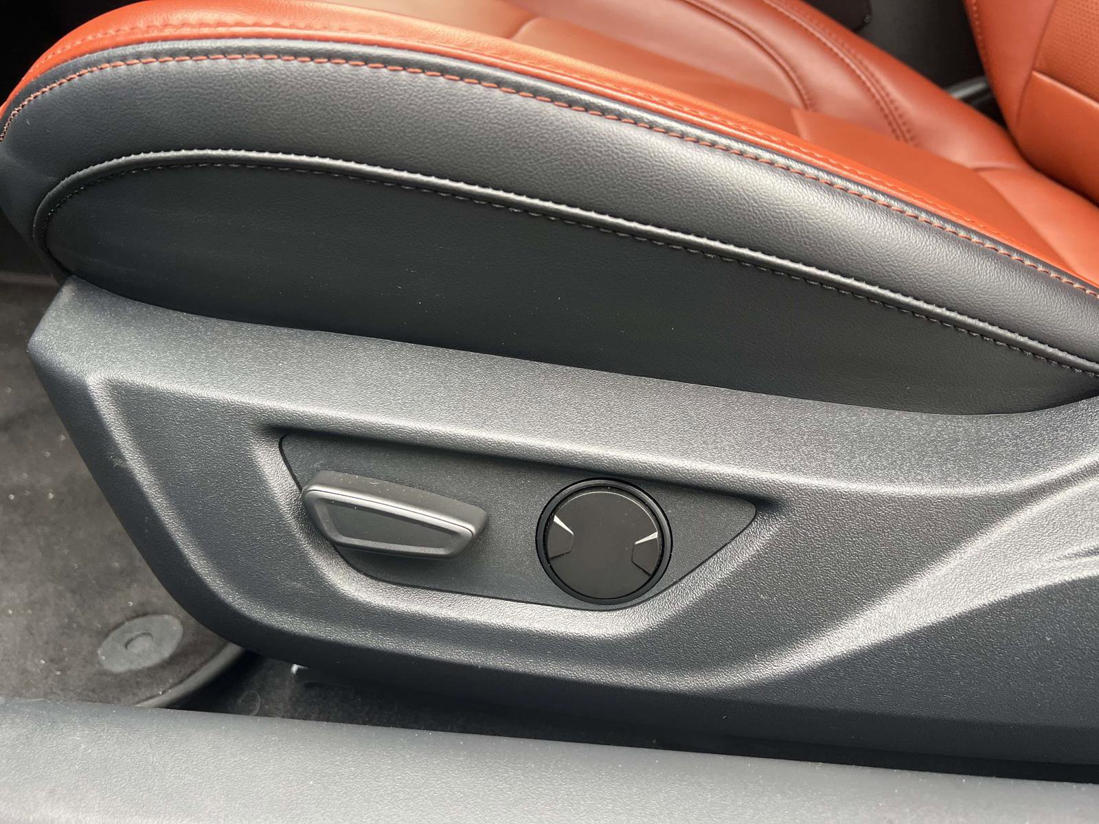 Used 2024 Ford Mustang GT Premium RWD image 14