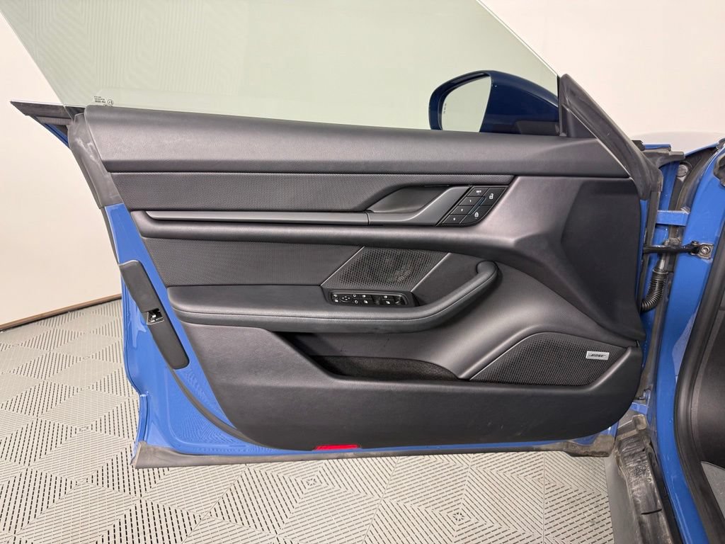 Certified 2022 Porsche Taycan 4S AWD/4WD image 19