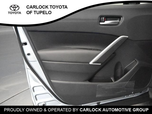 Used 2025 Toyota Corolla Cross XLE w/ Convenience Package AWD/4WD image 25
