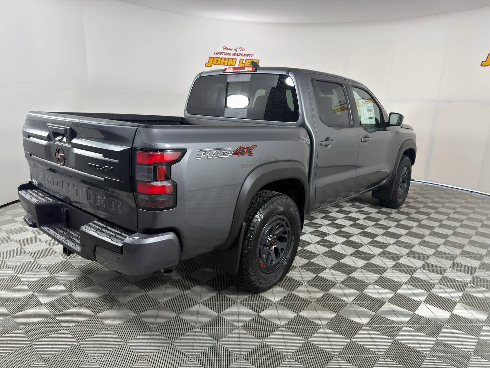 New 2026 Nissan Frontier PRO-4X w/ Tow Package AWD/4WD image 6