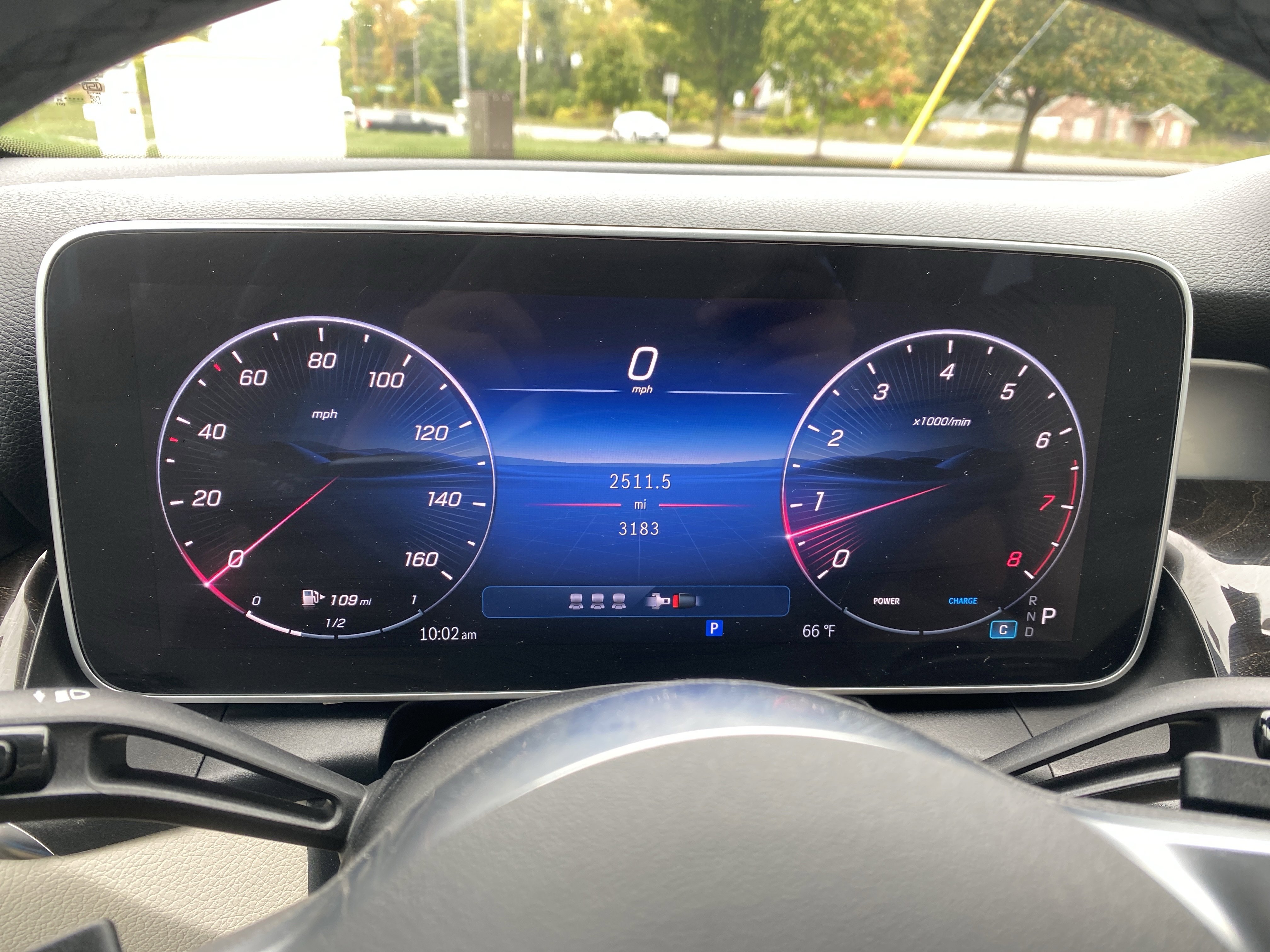 Used 2025 Mercedes-Benz GLC 300 4MATIC image 17