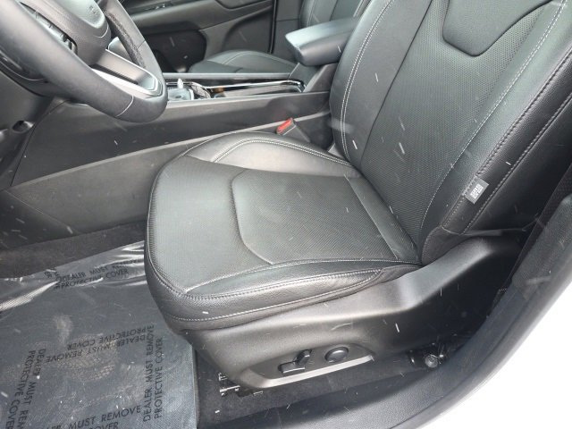 Used 2024 Jeep Compass Limited w/ Driver Assist Group I image 16