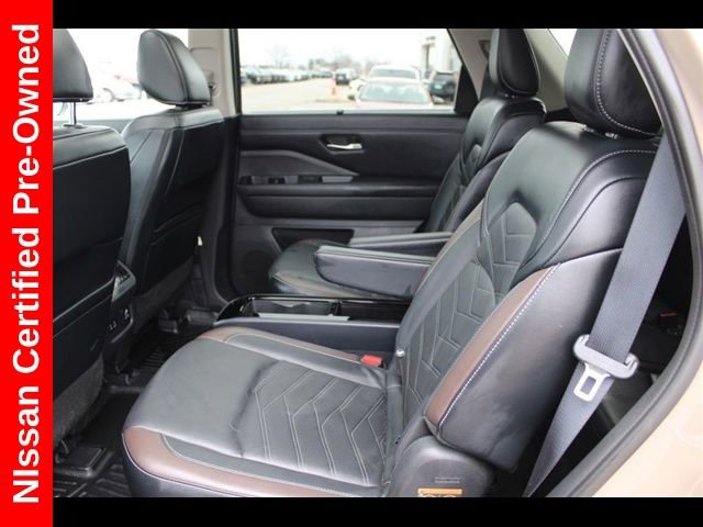 Certified 2023 Nissan Pathfinder Platinum AWD/4WD image 25