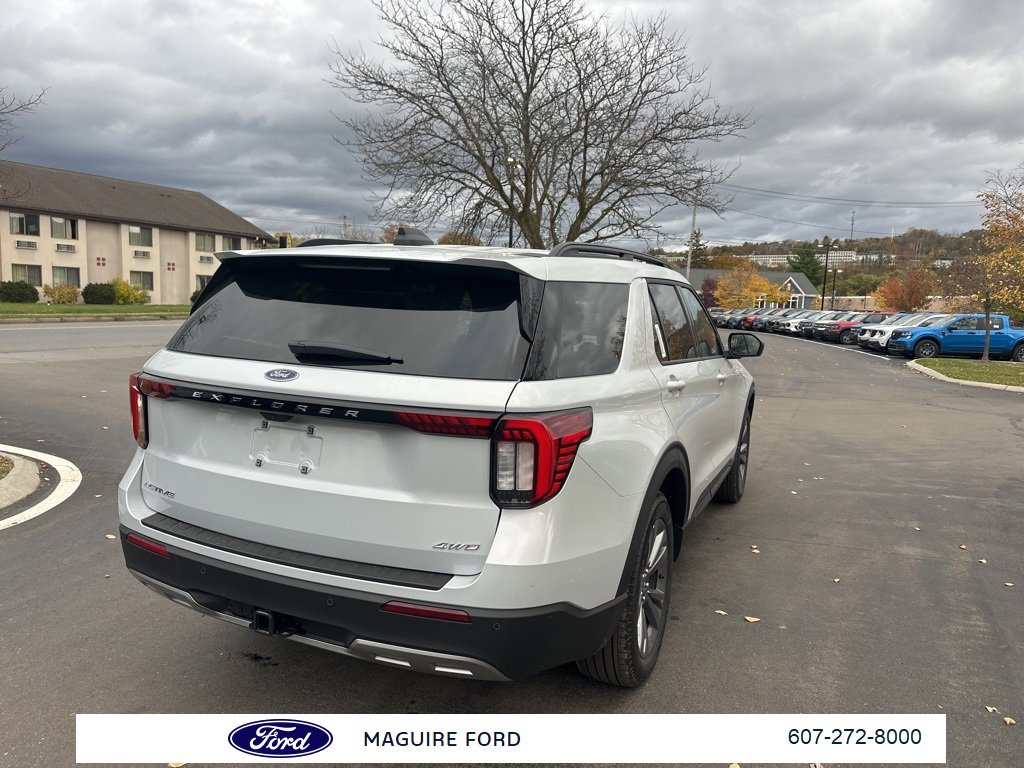 New 2026 Ford Explorer Active w/ Active Comfort Package image 5