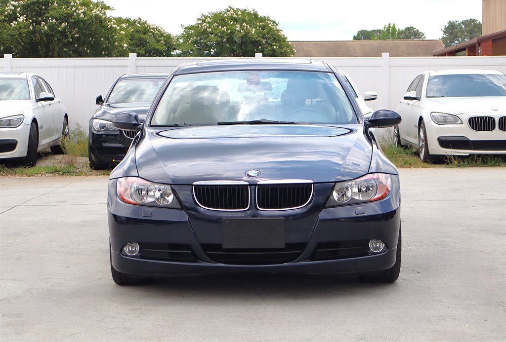 Used 2006 BMW 325xi Sedan AWD/4WD image 2