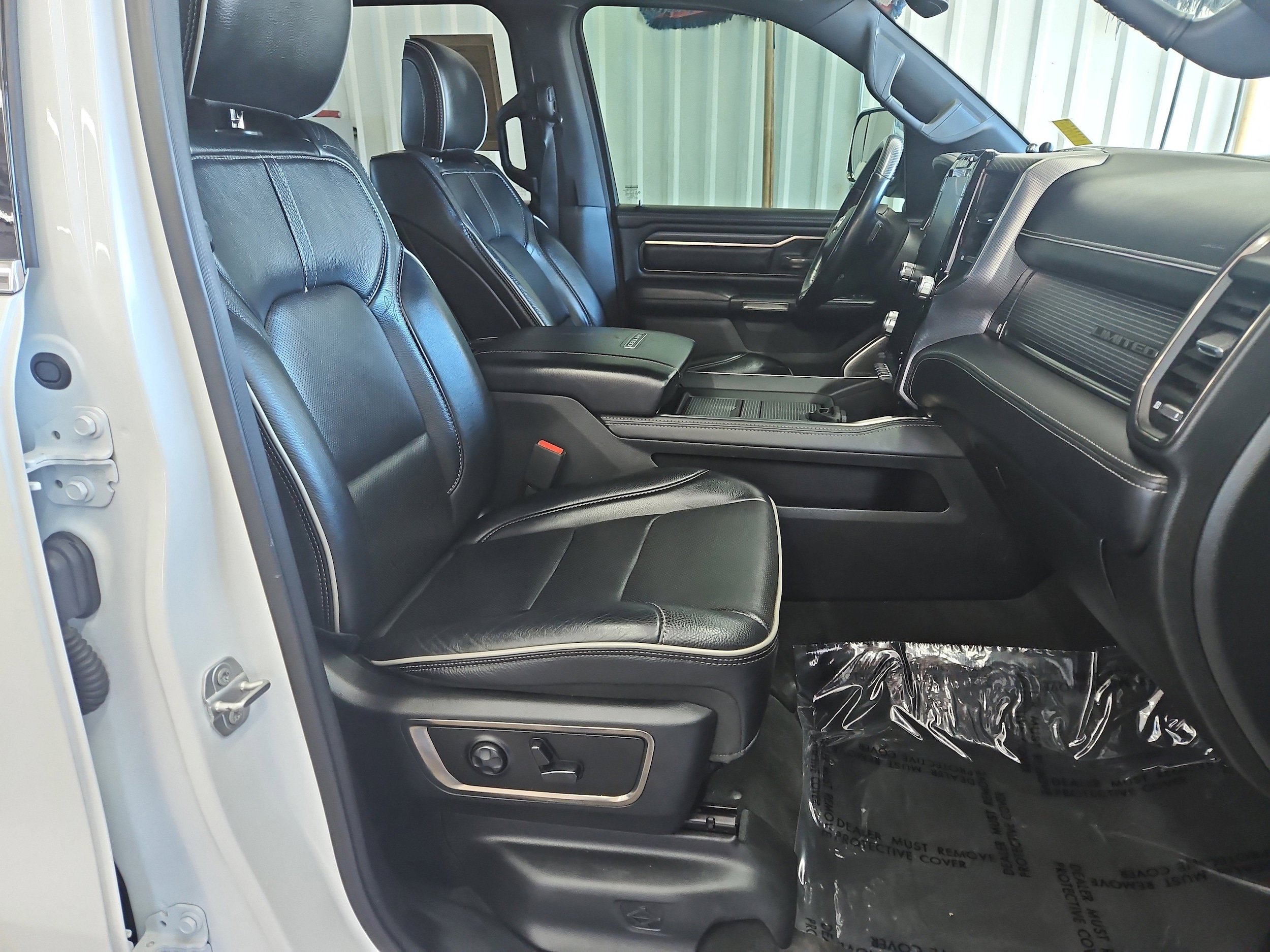 Used 2021 RAM 1500 Limited AWD/4WD image 10