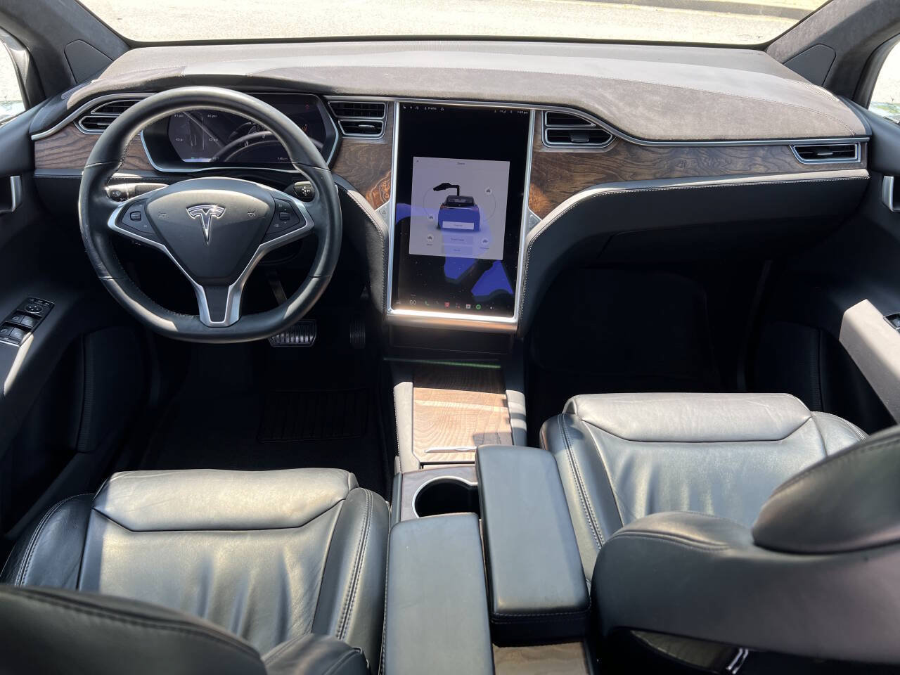 Used 2017 Tesla Model X 75D AWD/4WD image 19