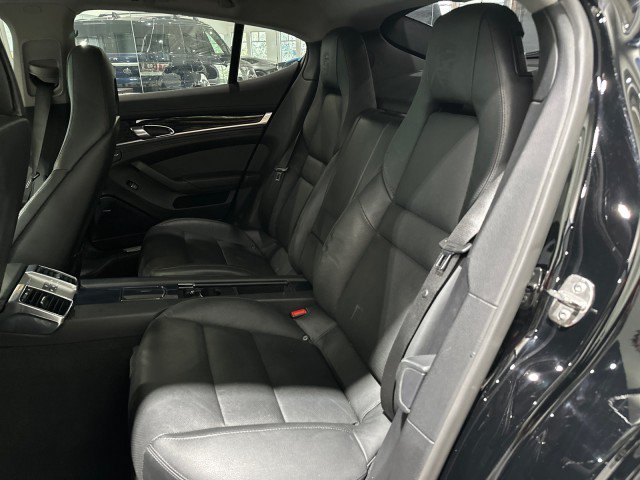Used 2013 Porsche Panamera image 47