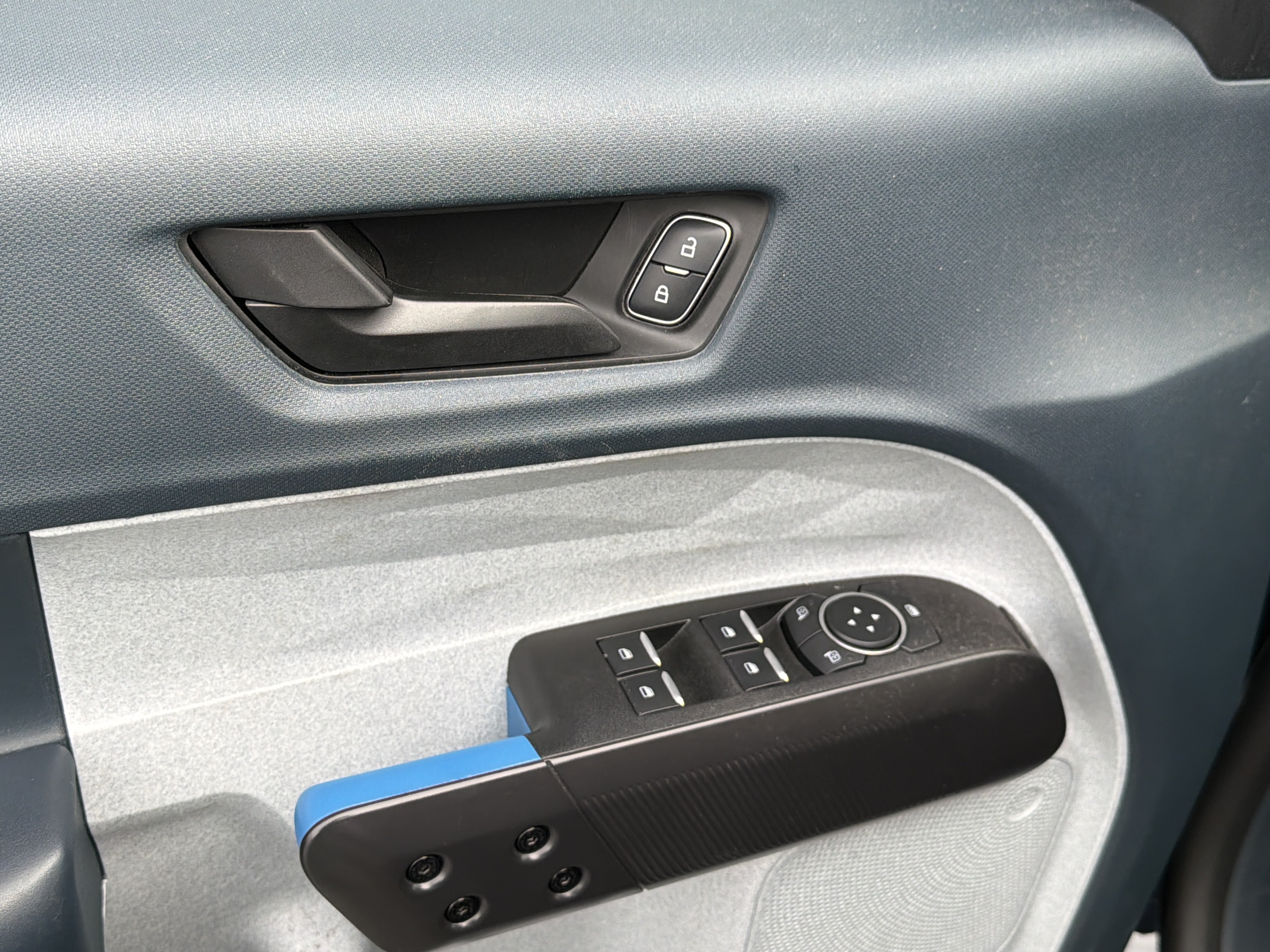 Used 2025 Ford Maverick XLT FWD image 21