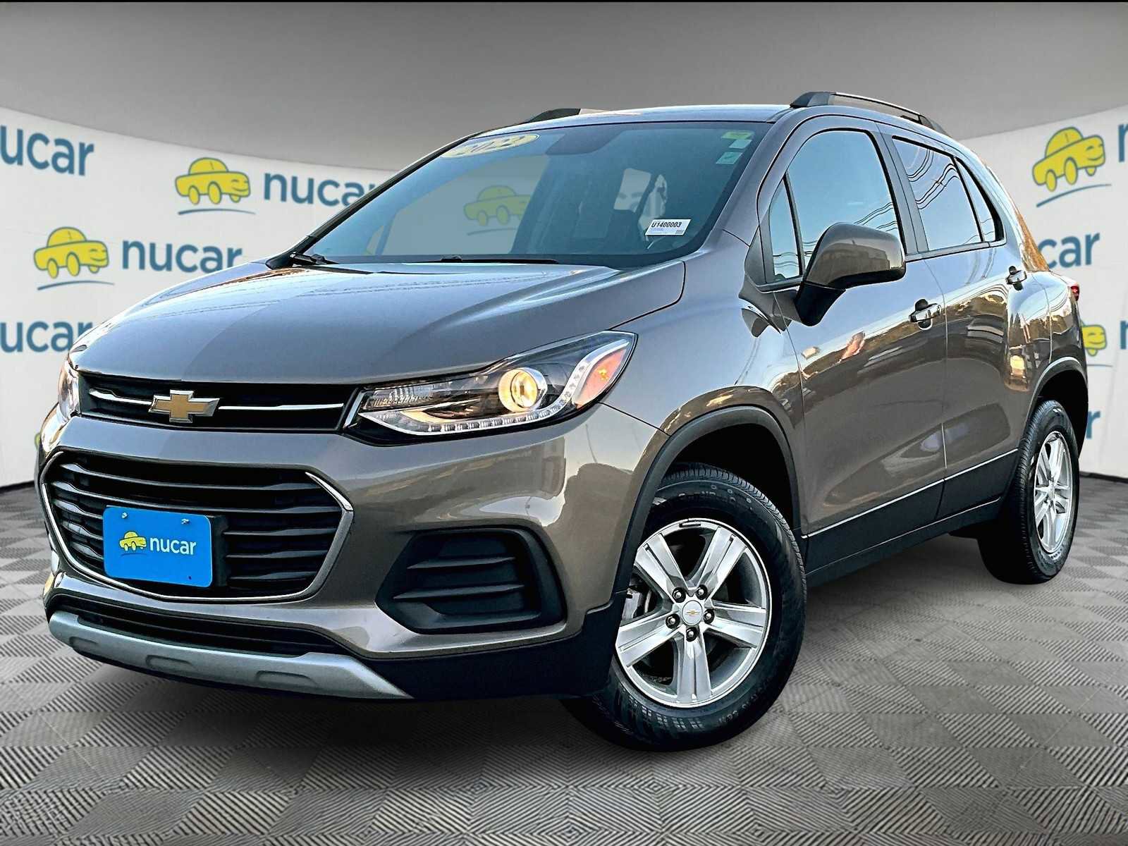 Used 2022 Chevrolet Trax LT w/ LT Convenience Package image 3