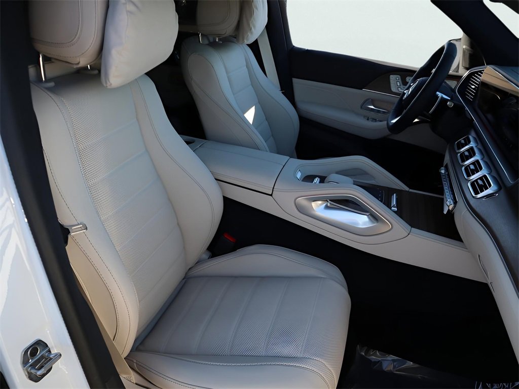New 2026 Mercedes-Benz GLS 450 4MATIC image 18