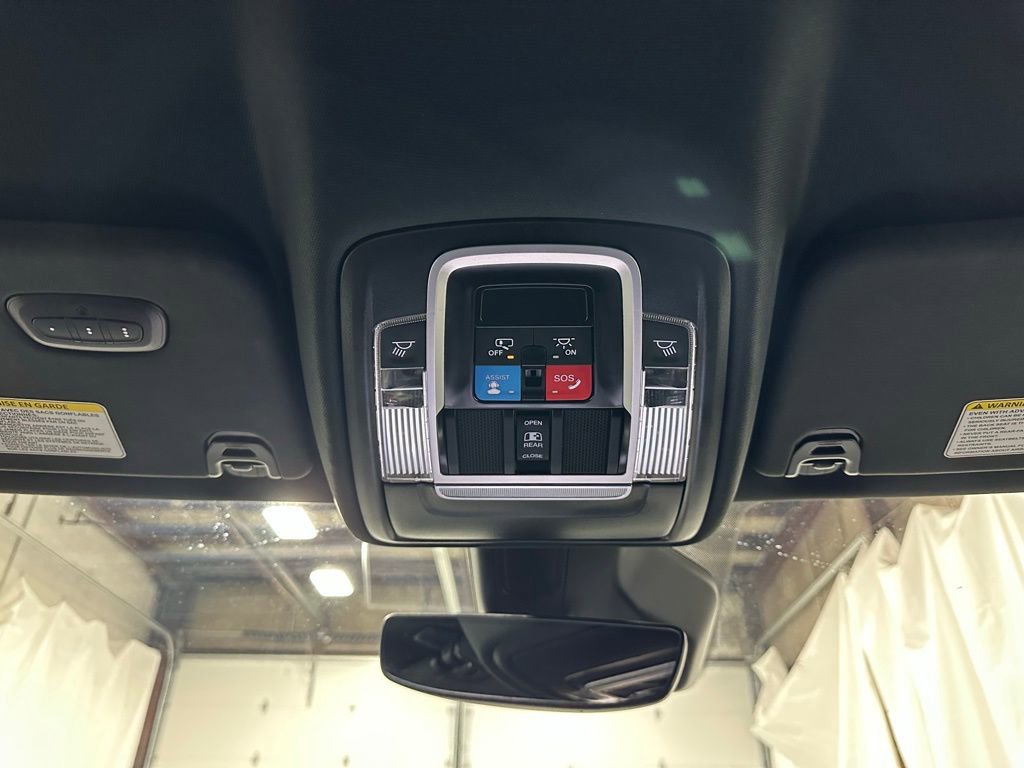 Used 2025 RAM 1500 Laramie image 36