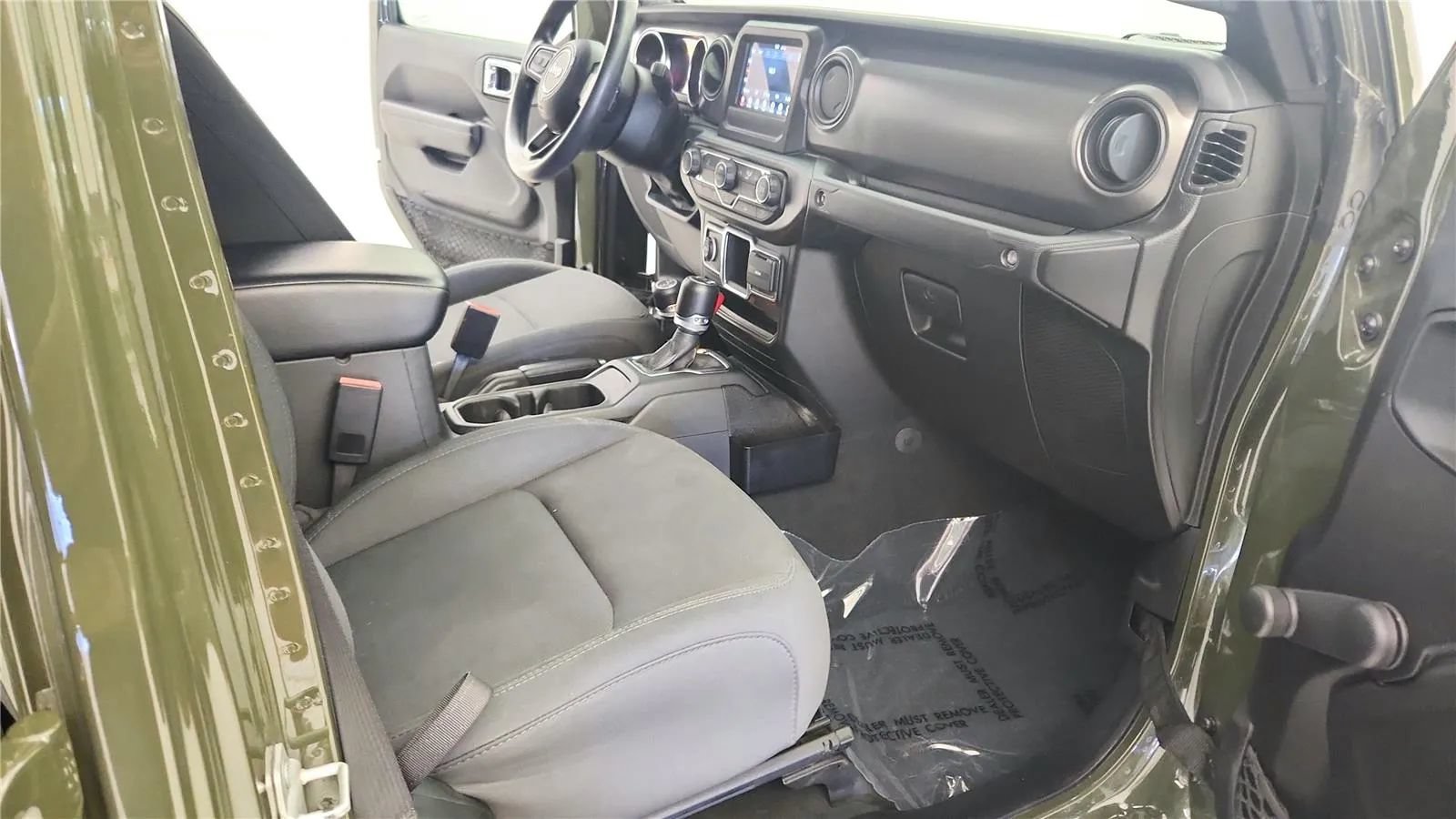 Used 2022 Jeep Gladiator Sport AWD/4WD image 36