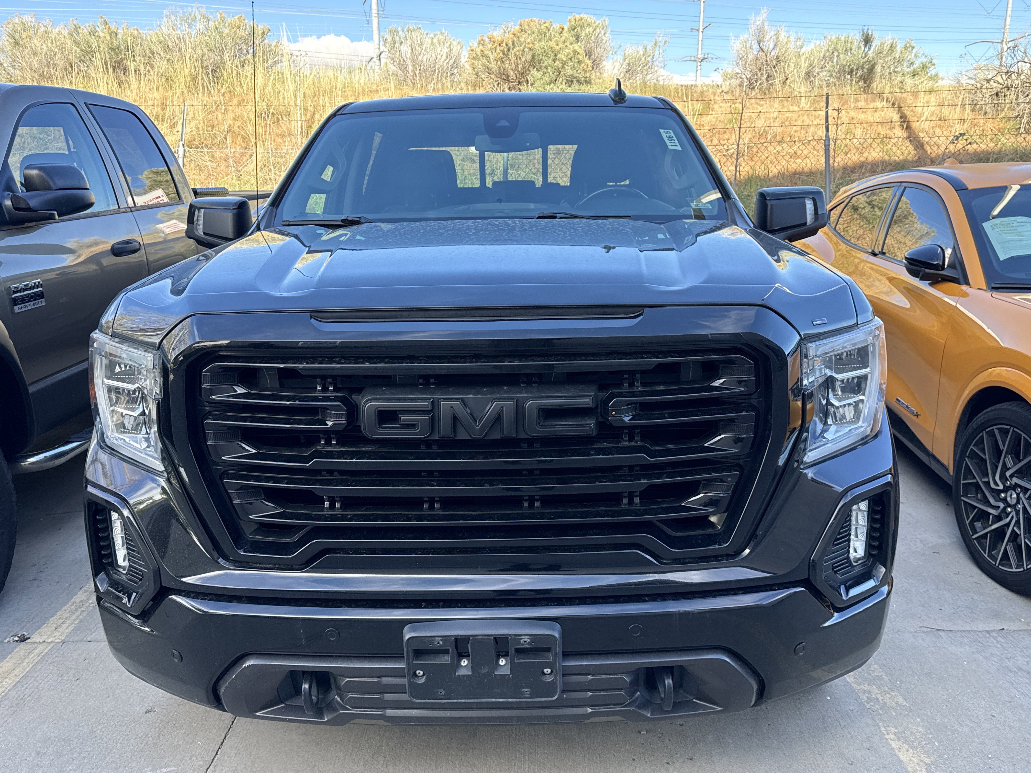 Used 2020 GMC Sierra 1500 SLT w/ SLT Premium Plus Package image 4
